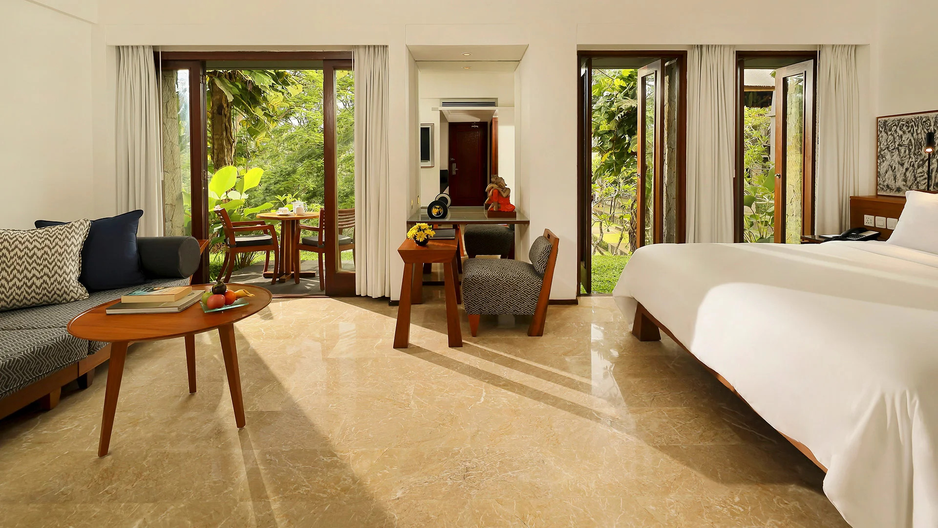 room 1 of Maya Resort, hotel in Ubud - Impressive Forest Suit